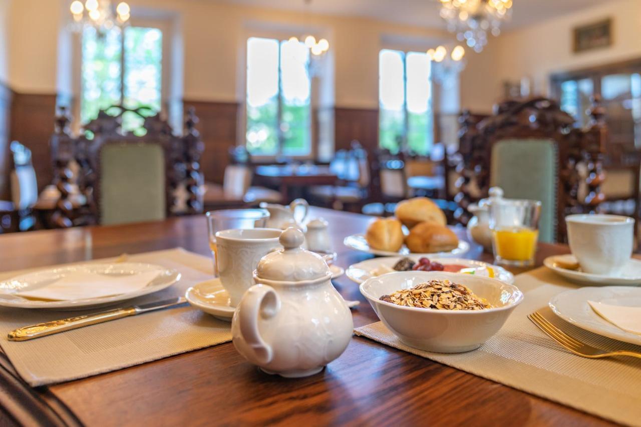Romantisches Hotel Zur Post Броденбах Екстериор снимка