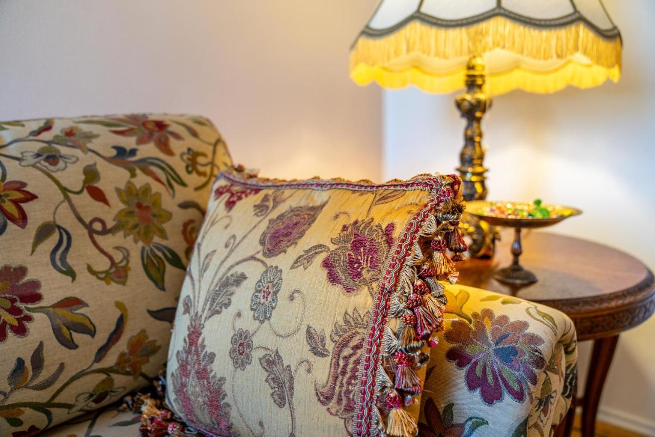 Romantisches Hotel Zur Post Броденбах Екстериор снимка